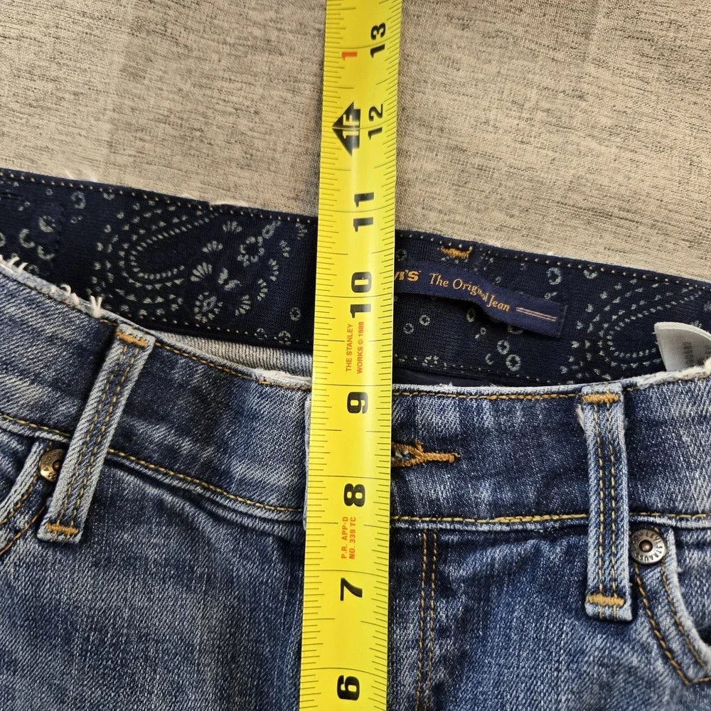 Levi's Women's 525 Denim Jeans Perfect Waist Bootcut Mid Rise Stretch 32